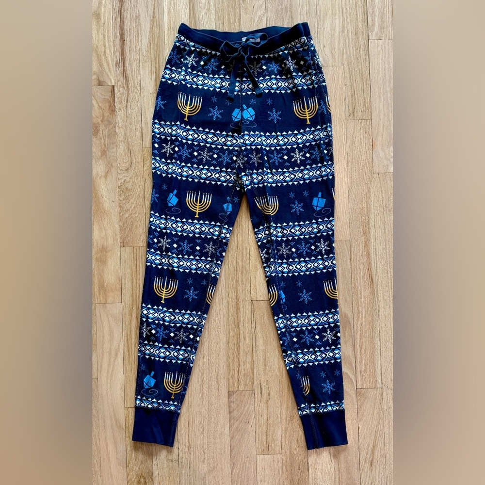 Hanna Andersson Hanukkah Pajamas Women XS V-Neck Dreidel Menorah Fair Isle Set - Picture 7 of 8